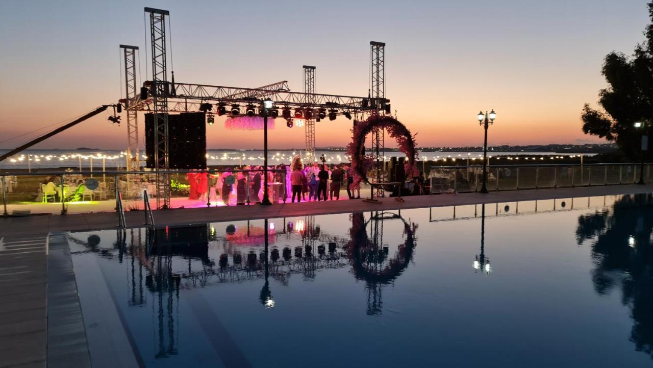 Sporkoey Hotel & Beach Club Darıca Exteriör bild